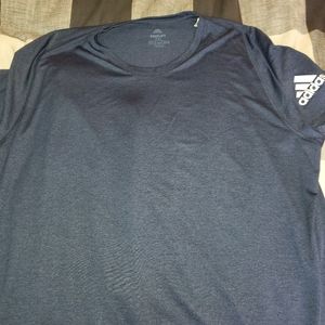 Adidas freelift shirt